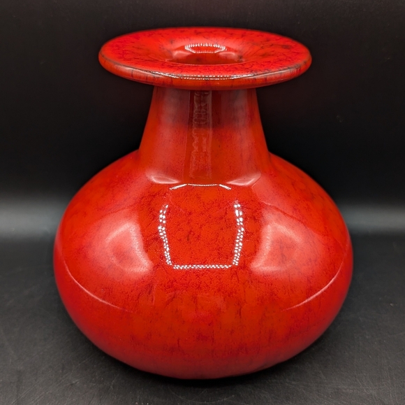 Vintage Italy Bright Red & Black Ceramic Vase, 7 In - Picture 2 of 13